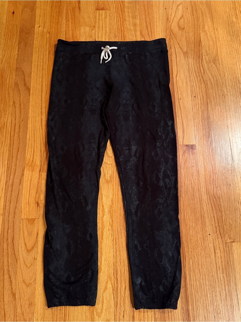 Monrow Snake Print Joggers Pants